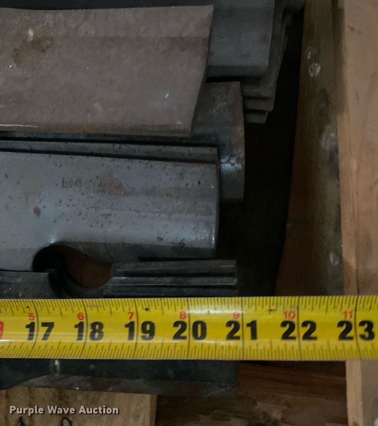 image for item MG9835 Approximately 15 mower blades