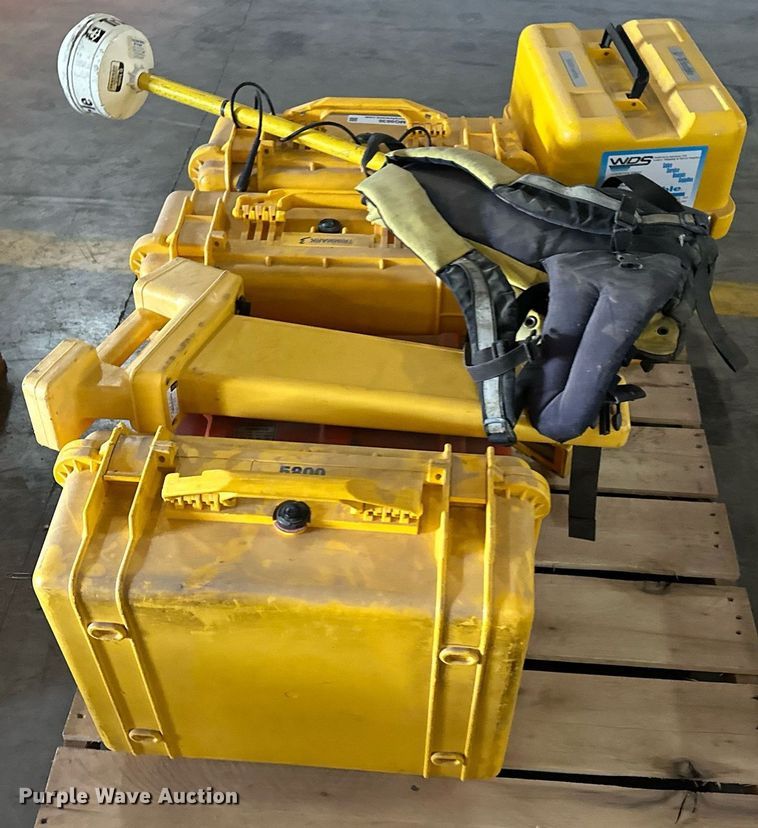 image for item MG9836 Surveying equipment