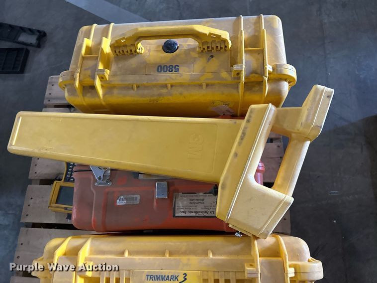 image for item MG9836 Surveying equipment