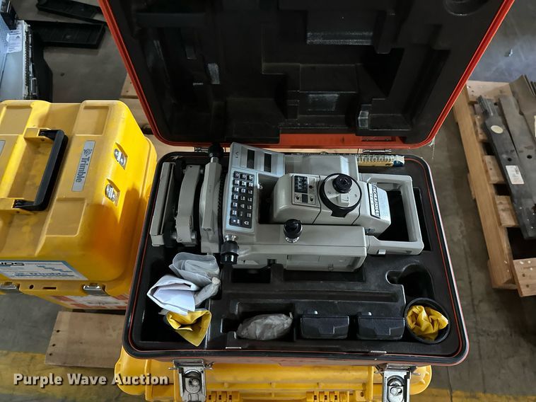 image for item MG9836 Surveying equipment