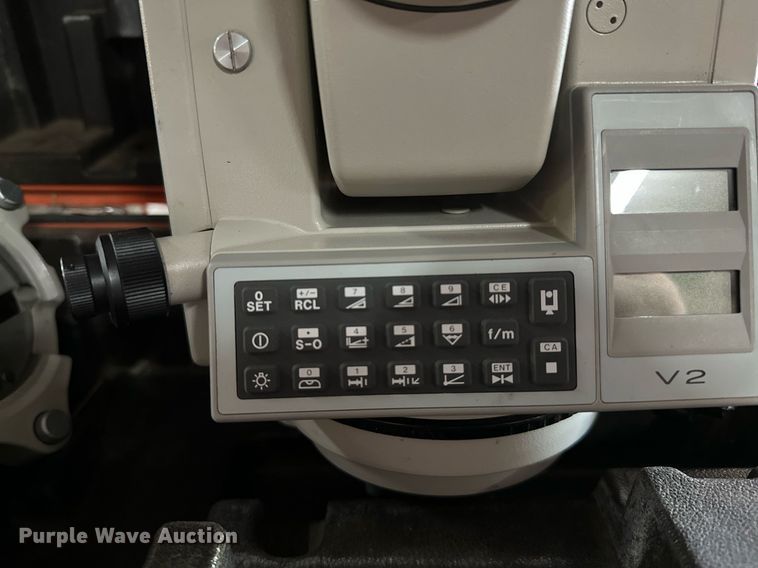 image for item MG9836 Surveying equipment