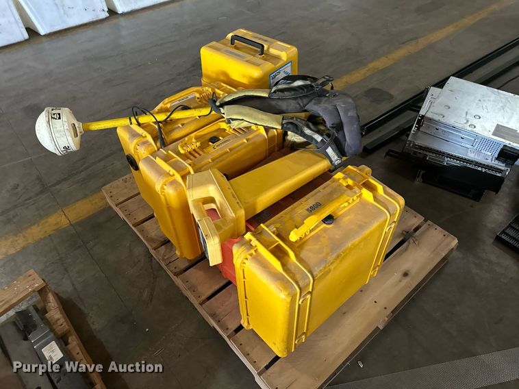 image for item MG9836 Surveying equipment