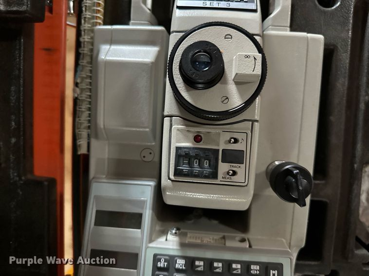 image for item MG9836 Surveying equipment