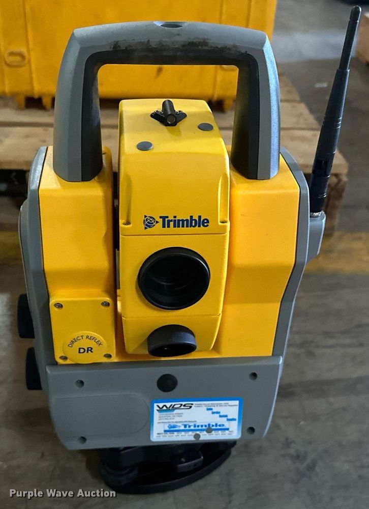 image for item MG9836 Surveying equipment