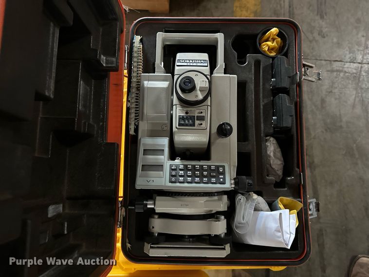 image for item MG9836 Surveying equipment