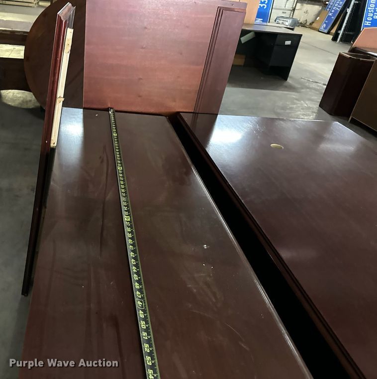 image for item MG9837 (2) desks