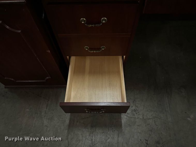 image for item MG9837 (2) desks