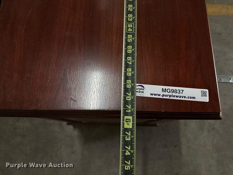 image for item MG9837 (2) desks