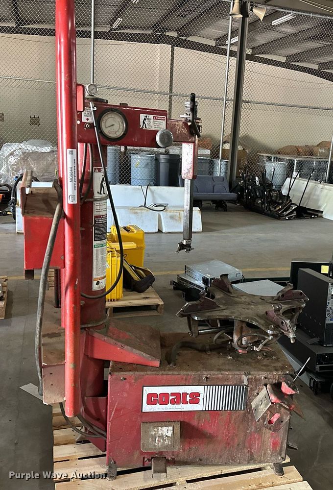 image for item MG9844 Coats 5065AX  rim clamp tire machine