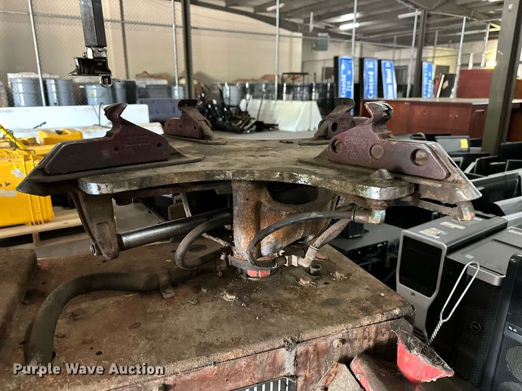 image for item MG9844 Coats 5065AX  rim clamp tire machine