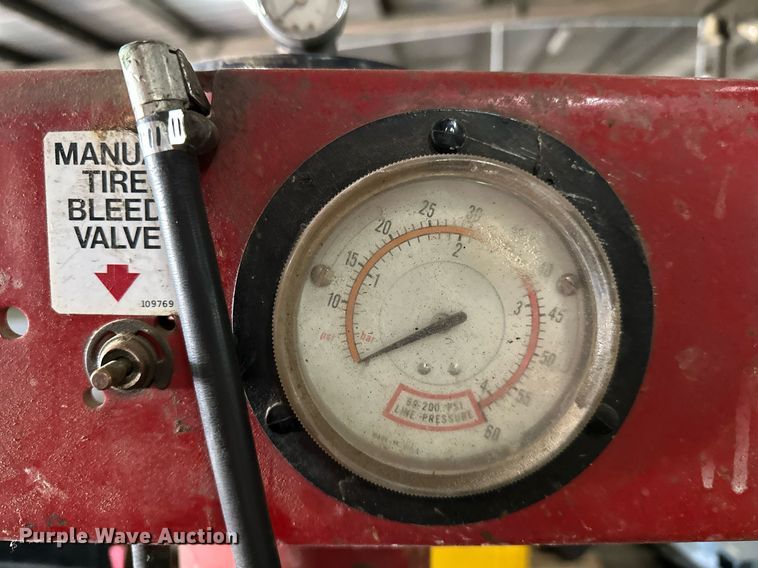 image for item MG9844 Coats 5065AX  rim clamp tire machine