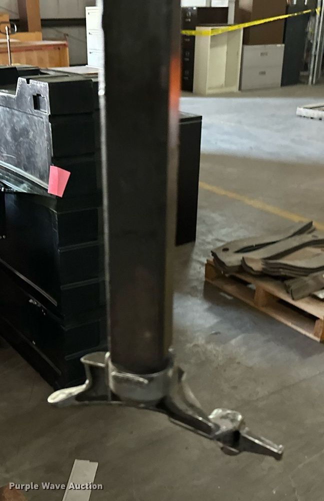 image for item MG9844 Coats 5065AX  rim clamp tire machine