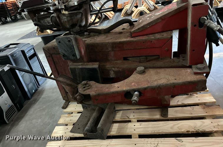 image for item MG9844 Coats 5065AX  rim clamp tire machine