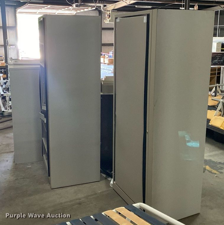 image for item MG9856 (4) cabinets