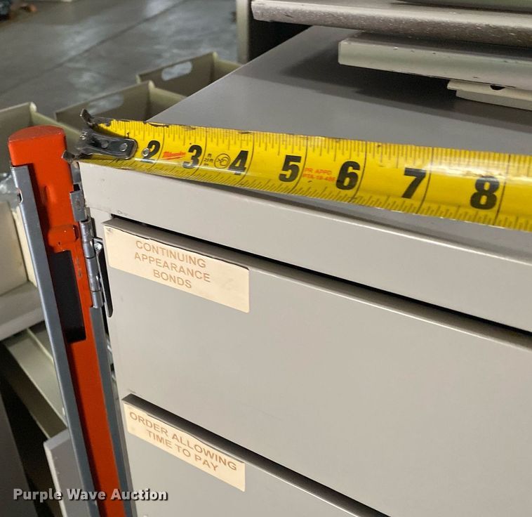 image for item MG9856 (4) cabinets