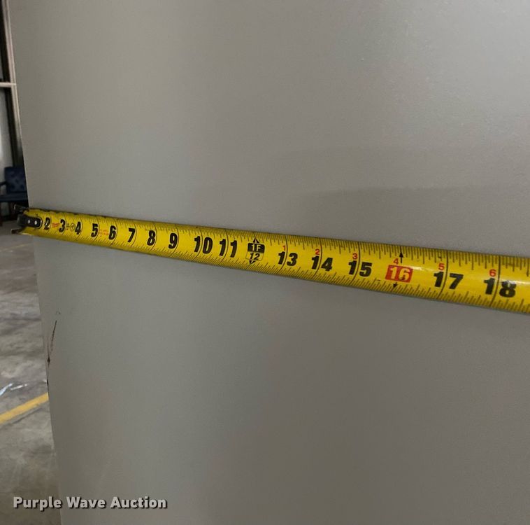 image for item MG9856 (4) cabinets