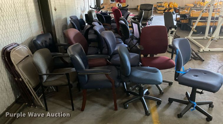 image for item MG9860 Approximately 39 chairs