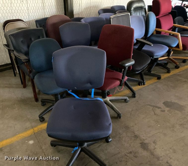 image for item MG9860 Approximately 39 chairs