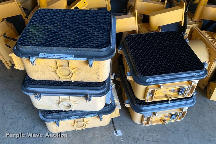 image for item MG9864 Approximately 20 traffic lights