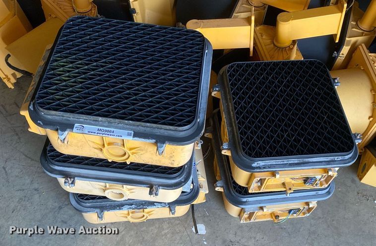 image for item MG9864 Approximately 20 traffic lights