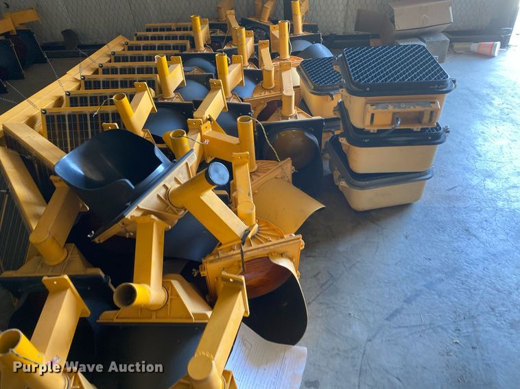 image for item MG9864 Approximately 20 traffic lights