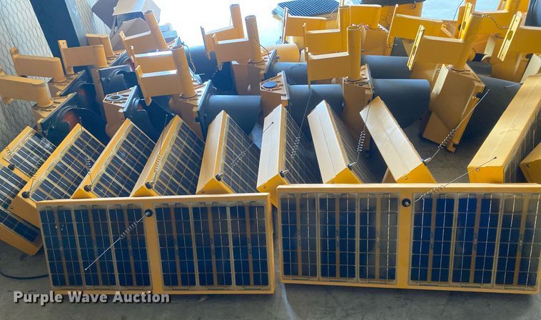 image for item MG9864 Approximately 20 traffic lights