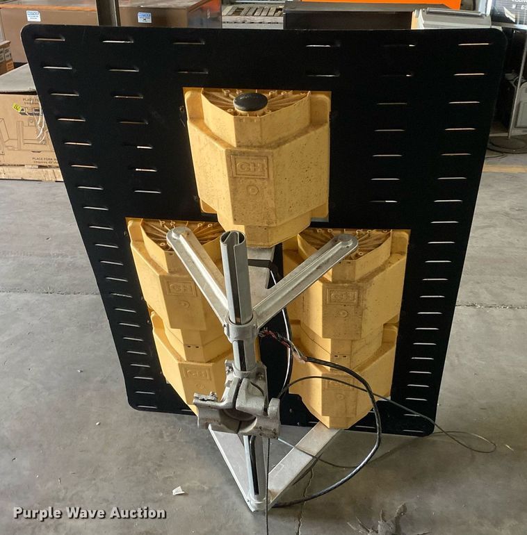 image for item MG9865 Stop light