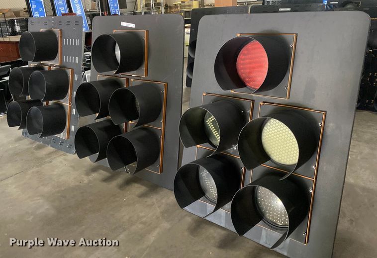 image for item MG9867 (3) stop lights