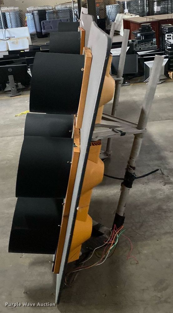 image for item MG9867 (3) stop lights