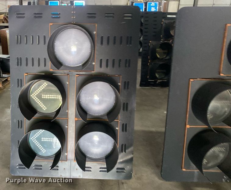 image for item MG9867 (3) stop lights