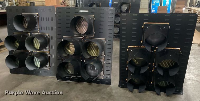 image for item MG9868 Stop lights