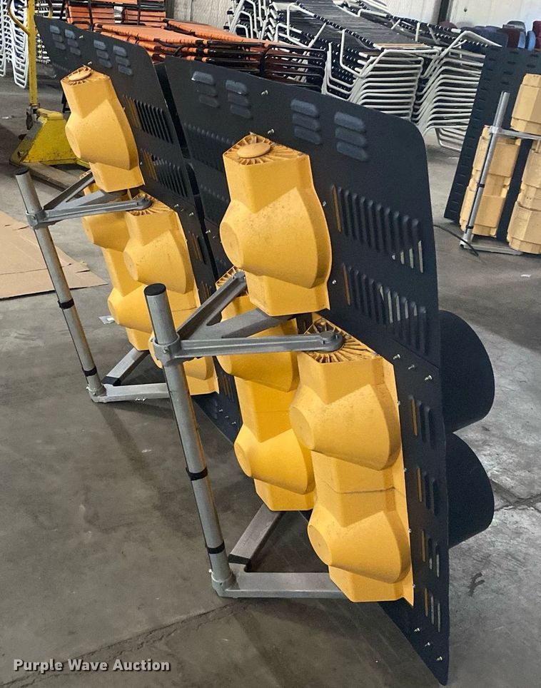 image for item MG9869 (2) stop lights