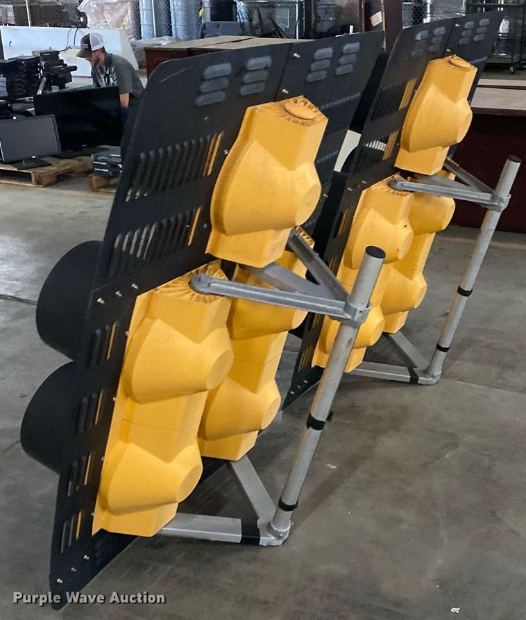 image for item MG9869 (2) stop lights