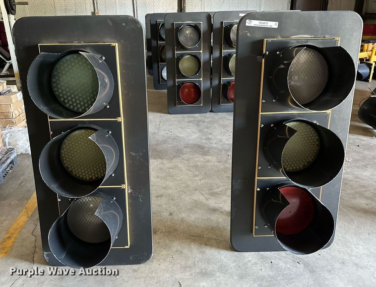 image for item MG9870 (2) stop lights
