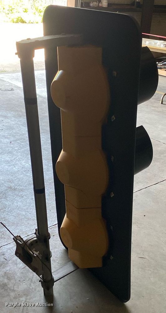 image for item MG9871 Stop light