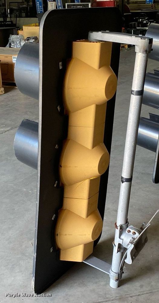 image for item MG9871 Stop light