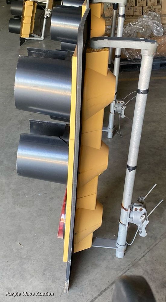 image for item MG9871 Stop light