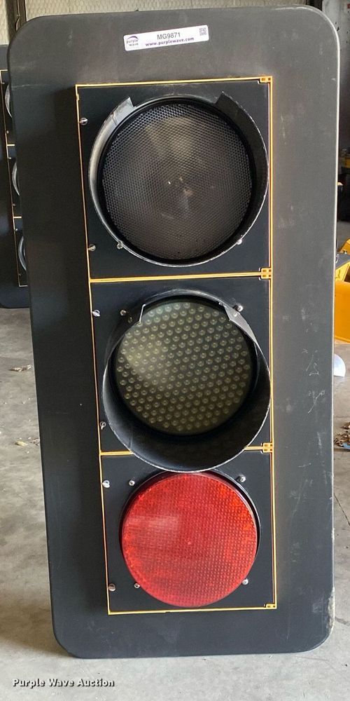 image for item MG9871 Stop light