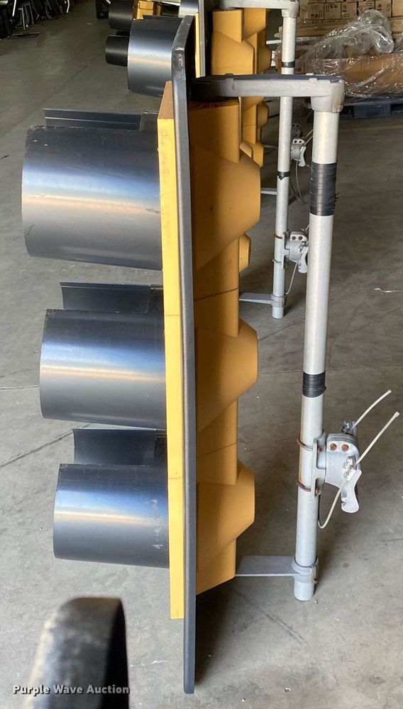 image for item MG9872 Stop light