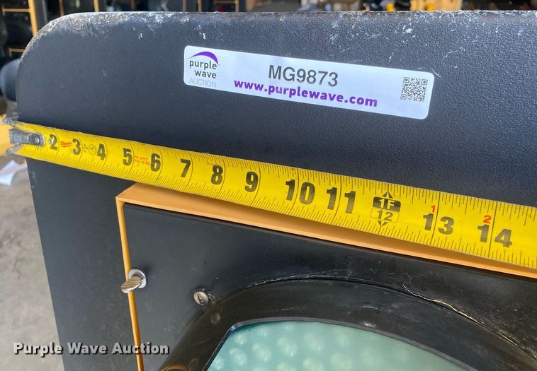 image for item MG9873 Stop light