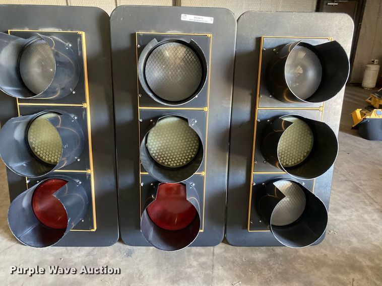 image for item MG9874 (3) stop lights