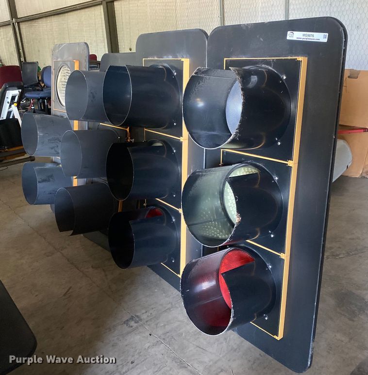 image for item MG9876 (4) stop Lights