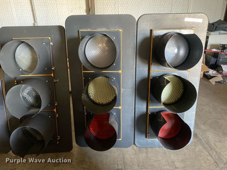 image for item MG9876 (4) stop Lights