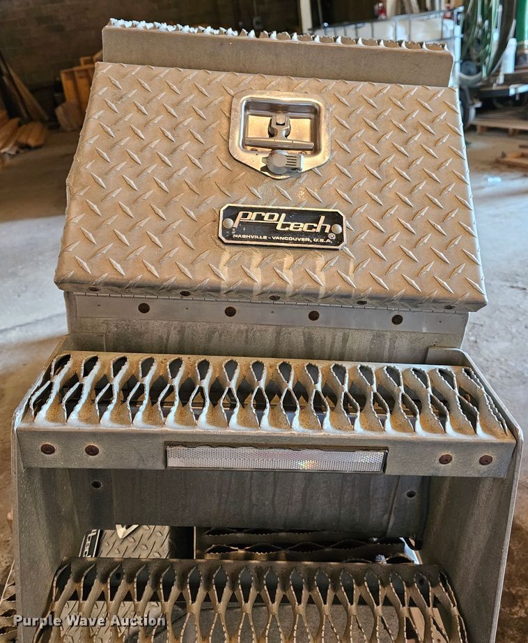 image for item MI9424 Truck parts