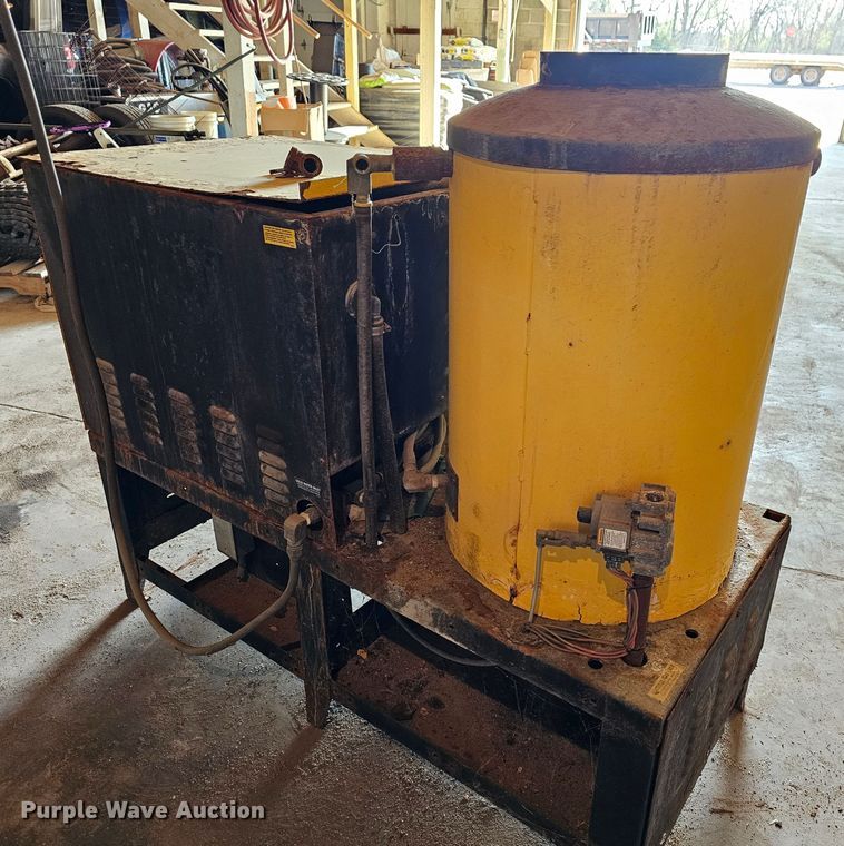 image for item MI9425 Landa VHG4-2000  pressure washer