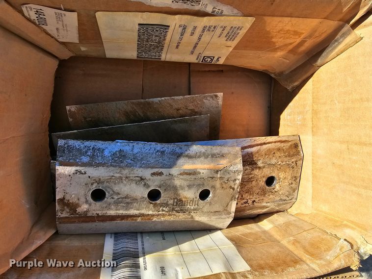 image for item MI9428 Wood chipper knives