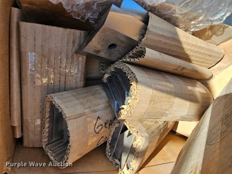 image for item MI9428 Wood chipper knives