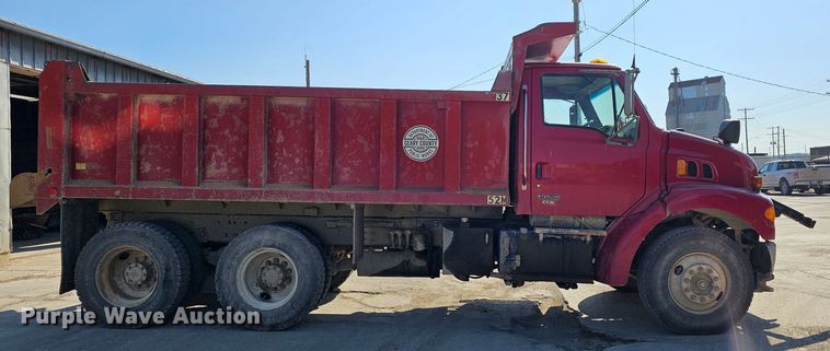 image for item MI9431 2002 Sterling L-Line  dump truck