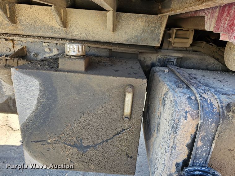 image for item MI9431 2002 Sterling L-Line  dump truck