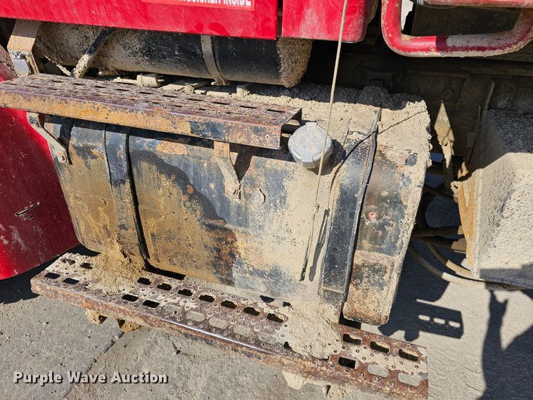 image for item MI9431 2002 Sterling L-Line  dump truck